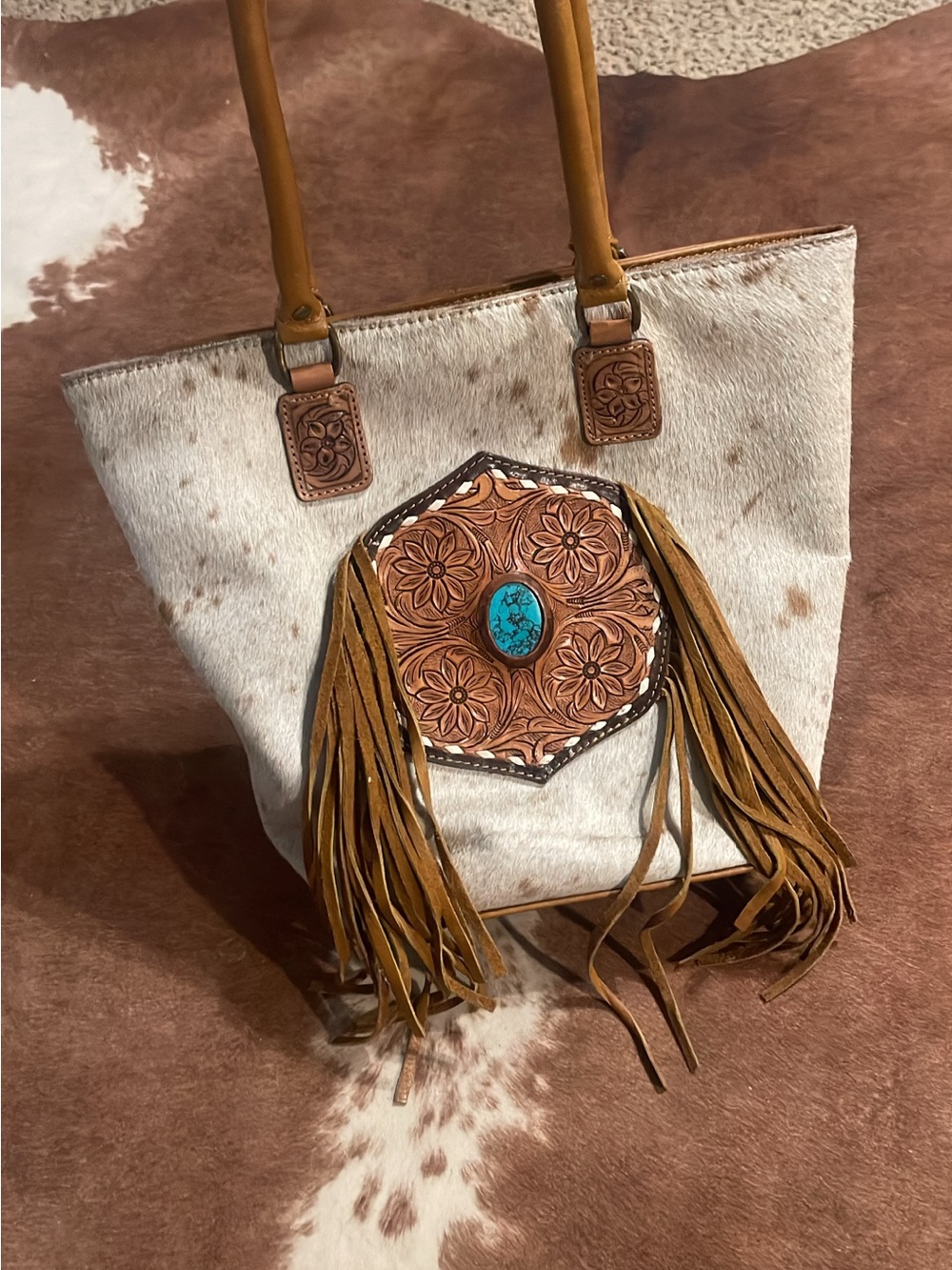 American Darling White Cowhide Tote with Turquoise Concho & Tan Fringe